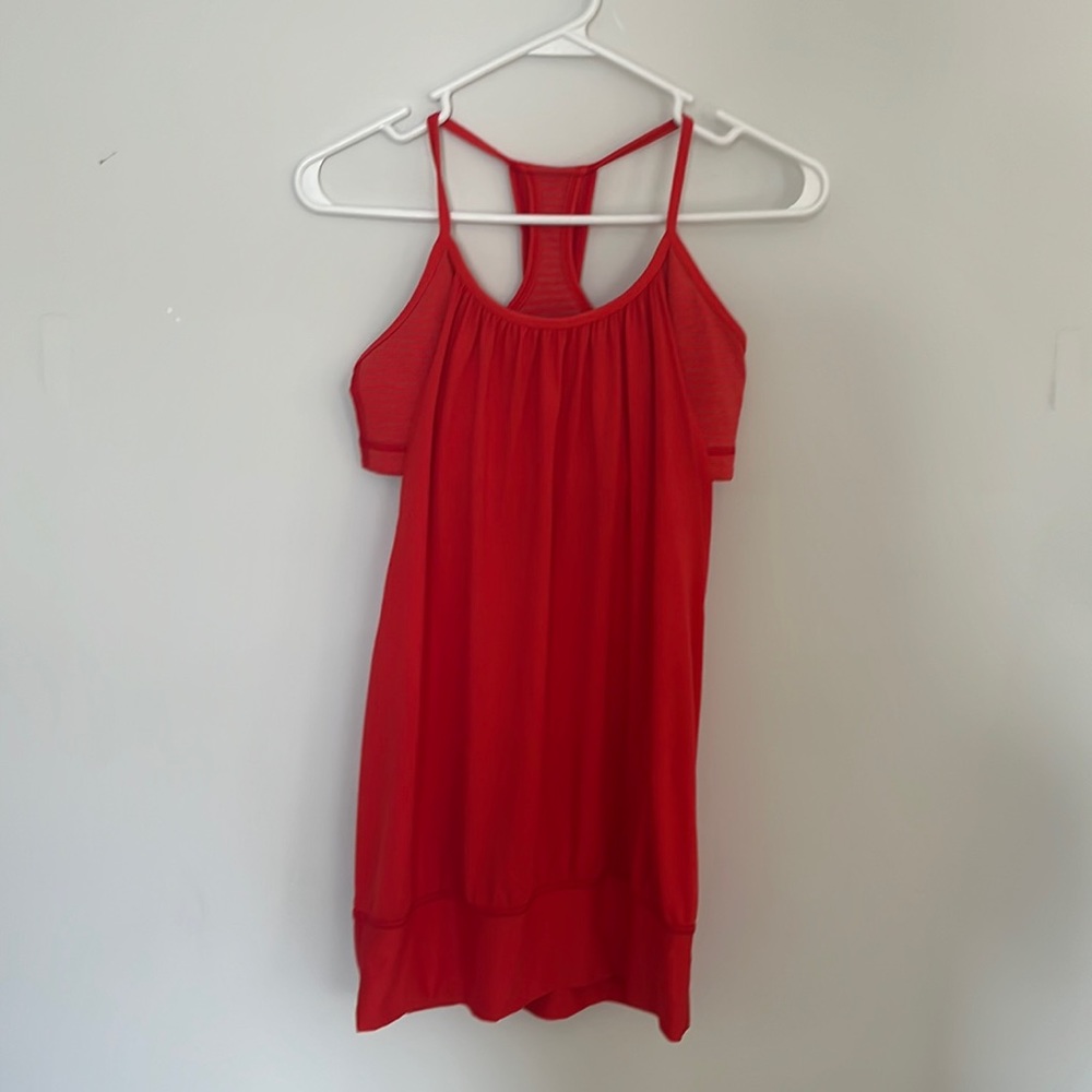 Lululemon no limits tank love red